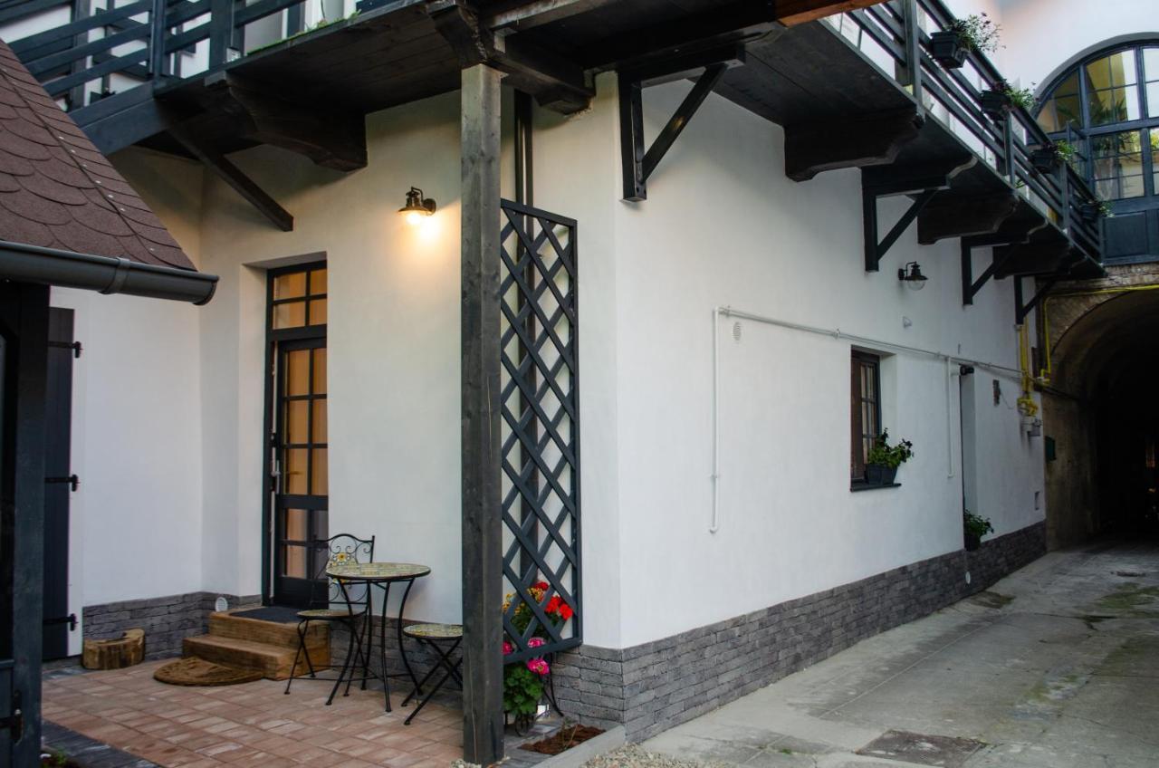 Apartament 42.2 Bistriţa Esterno foto