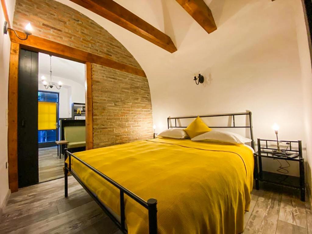 Apartament 42.2 Bistriţa Esterno foto