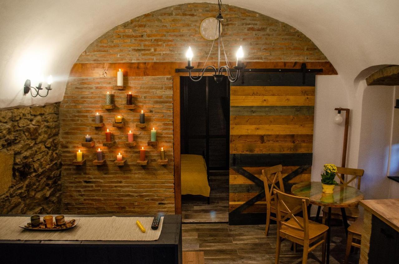 Apartament 42.2 Bistriţa Esterno foto